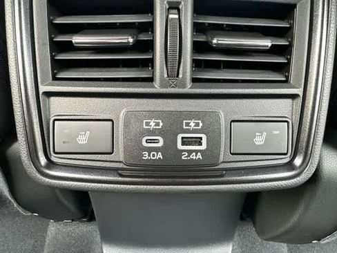 Used 2025 Subaru Forester Touring AWD/4WD image 21