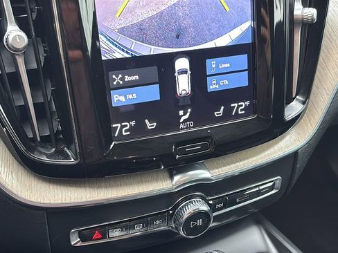 Used 2021 Volvo XC60 T5 Inscription w/ Climate Package image 21