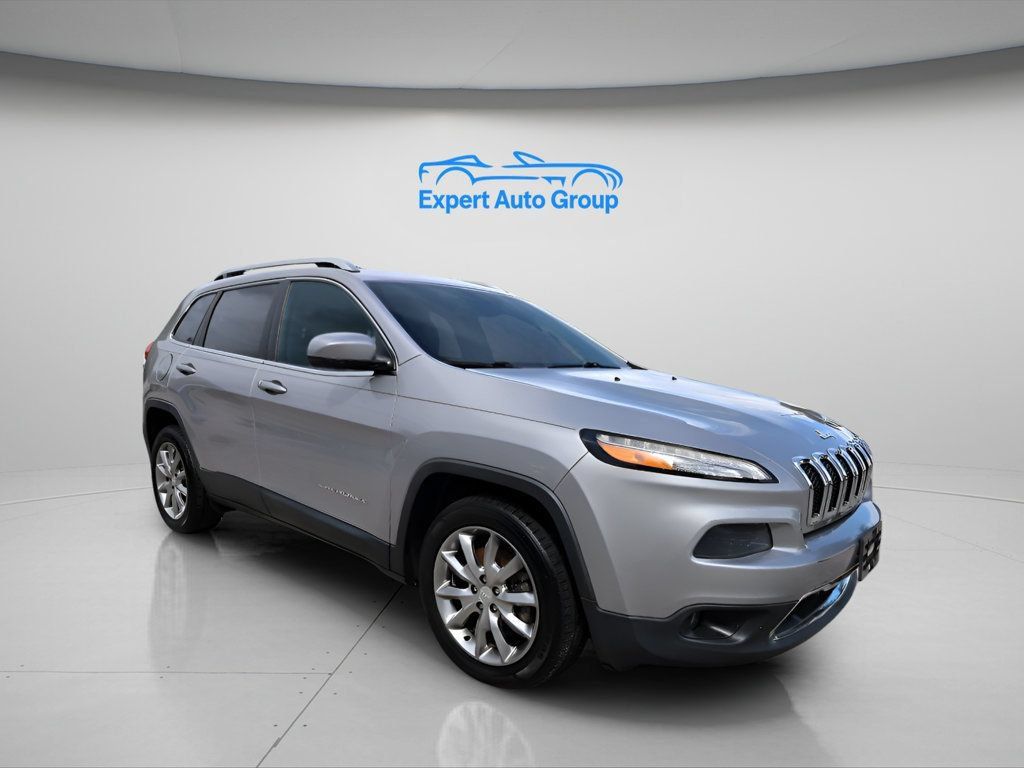 Used 2018 Jeep Cherokee Limited FWD image 5