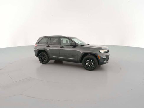 New 2025 Jeep Grand Cherokee Limited image 15
