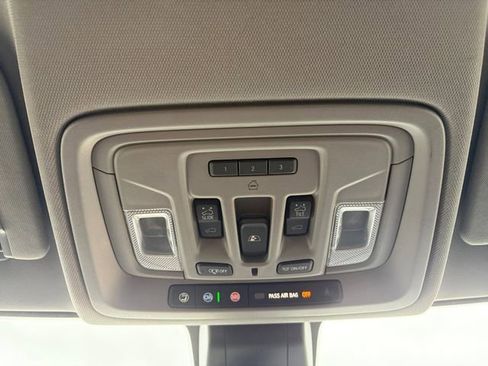 Used 2020 GMC Sierra 1500 Denali w/ Denali Premium Package image 12