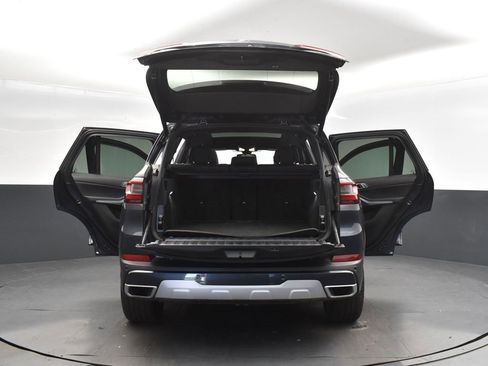 Used 2022 BMW X5 sDrive40i w/ Premium Package image 52