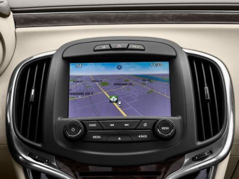 Used 2016 Buick LaCrosse image 23