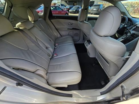 Used 2013 Toyota Venza image 14