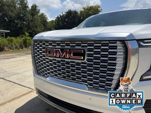 Used 2024 GMC Yukon XL Denali RWD image 2