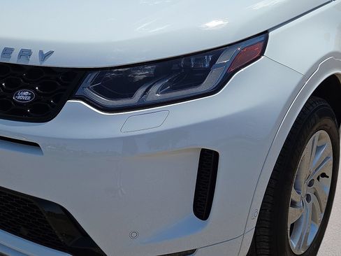 Used 2025 Land Rover Discovery Sport S AWD/4WD image 9