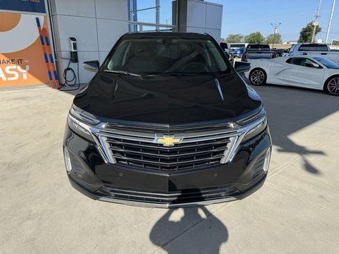 Certified 2022 Chevrolet Equinox LT image 2