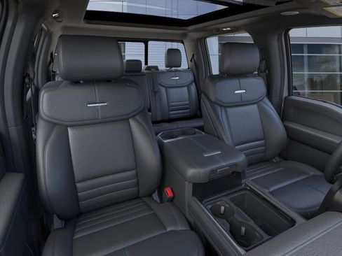 New 2026 Ford F250 Platinum w/ FX4 Off-Road Package image 10