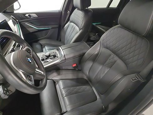 Used 2026 BMW X7 M60i AWD/4WD image 19