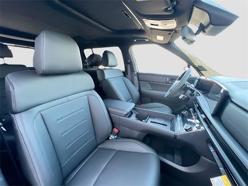 New 2025 Hyundai Santa Fe Calligraphy image 31