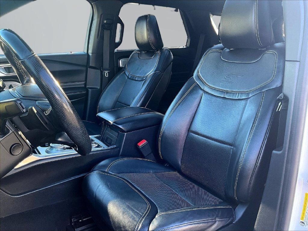 Used 2020 Ford Explorer ST w/ Premium Technology Package AWD/4WD image 23
