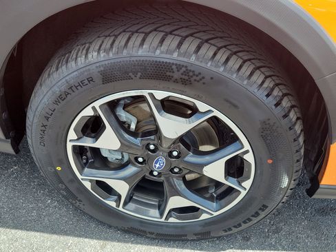Used 2019 Subaru Crosstrek 2.0i Premium AWD/4WD image 8