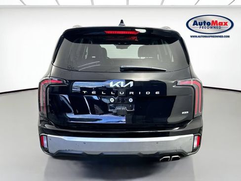 Used 2023 Kia Telluride EX w/ EX Captain's Chair Package AWD/4WD image 8