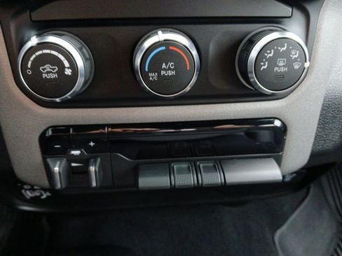 Used 2024 RAM 2500 Tradesman w/ Chrome Appearance Group image 4