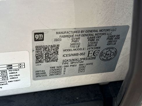 Used 2023 GMC Yukon XL Denali Ultimate image 32