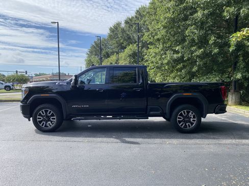 Used 2023 GMC Sierra 2500 AT4 w/ Gooseneck/5TH Wheel Package AWD/4WD image 6