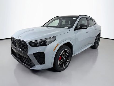 New 2026 BMW X2 xDrive28i w/ Technology Package AWD/4WD image 3