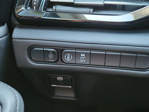 Used 2023 Acura MDX FWD image 26