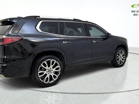 Used 2026 GMC Acadia Denali Ultimate FWD image 9