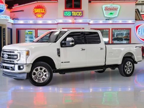 Used 2021 Ford F250 Lariat w/ Lariat Ultimate Package image 2