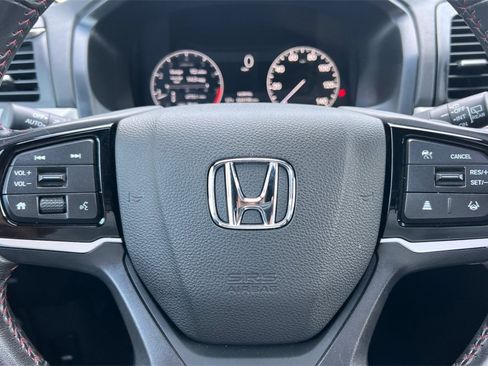 Used 2025 Honda Odyssey Sport-L image 25