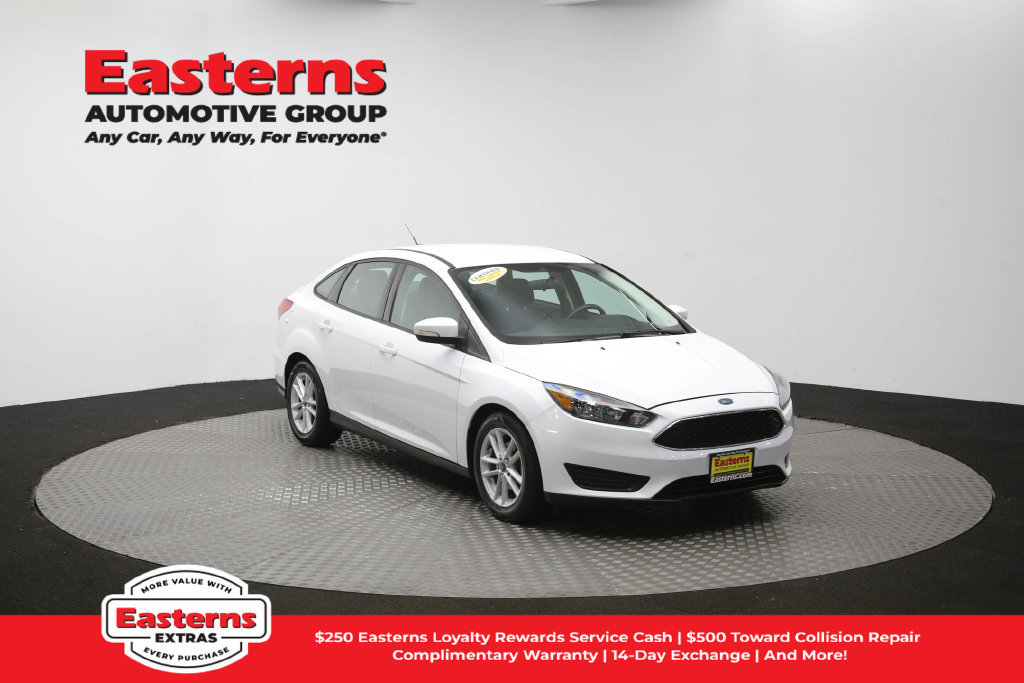 Used 2018 Ford Focus SE w/ Cold Weather Package FWD image 49