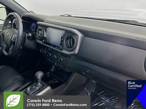 Used 2023 Toyota Tacoma TRD Sport image 33