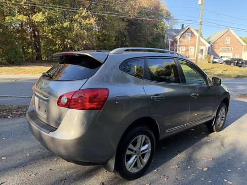 Used 2015 Nissan Rogue S w/ Convenience Package image 6