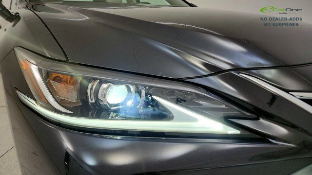 Used 2025 Lexus ES 350 w/ Premium Package FWD image 22
