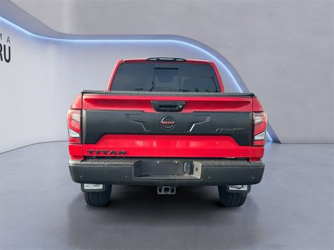 Used 2021 Nissan Titan PRO-4X w/ Pro-4x Convenience Package image 4