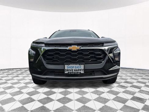 Used 2025 Chevrolet Trax LT w/ Driver Confidence Package FWD image 15
