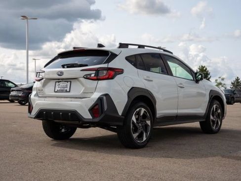 Used 2024 Subaru Crosstrek 2.5i Limited w/ Crosstrek Mirror Package AWD/4WD image 7