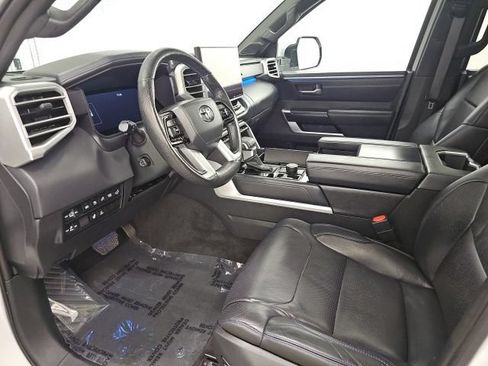 Used 2022 Toyota Tundra Platinum w/ Advanced Package AWD/4WD image 15