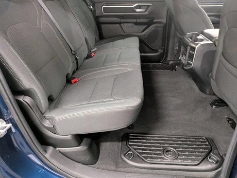 Used 2023 RAM 1500 Big Horn AWD/4WD image 36