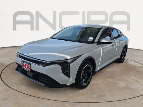 Certified 2025 Kia K4 EX image 4