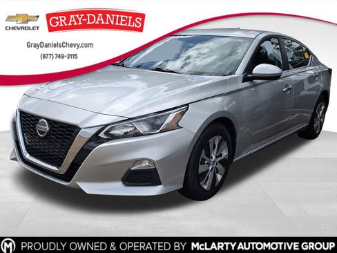 Used 2020 Nissan Altima 2.5 S FWD image 1