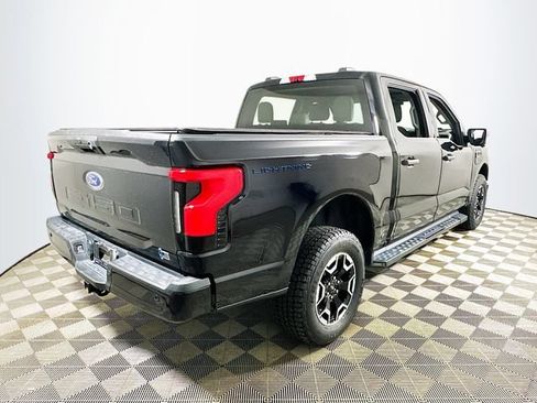 Used 2023 Ford F150 Lightning XLT AWD/4WD image 3