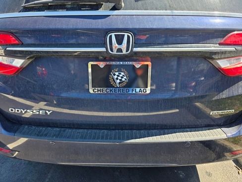 Used 2023 Honda Odyssey Touring image 7