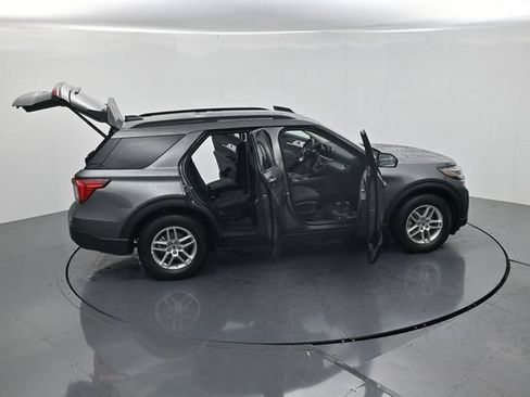 New 2026 Ford Explorer Active RWD image 54