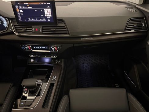 Certified 2024 Audi Q5 2.0T Premium Plus AWD/4WD image 31