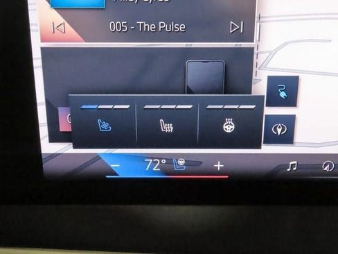 Used 2026 BMW iX xDrive60 image 17