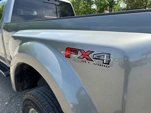 Used 2019 Ford F350 Lariat w/ Lariat Ultimate Package image 19