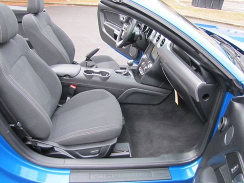 Used 2020 Ford Mustang Convertible w/ Equipment Group 101A image 25