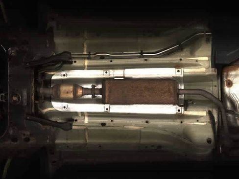 Used 2013 Chevrolet Sonic LT image 25