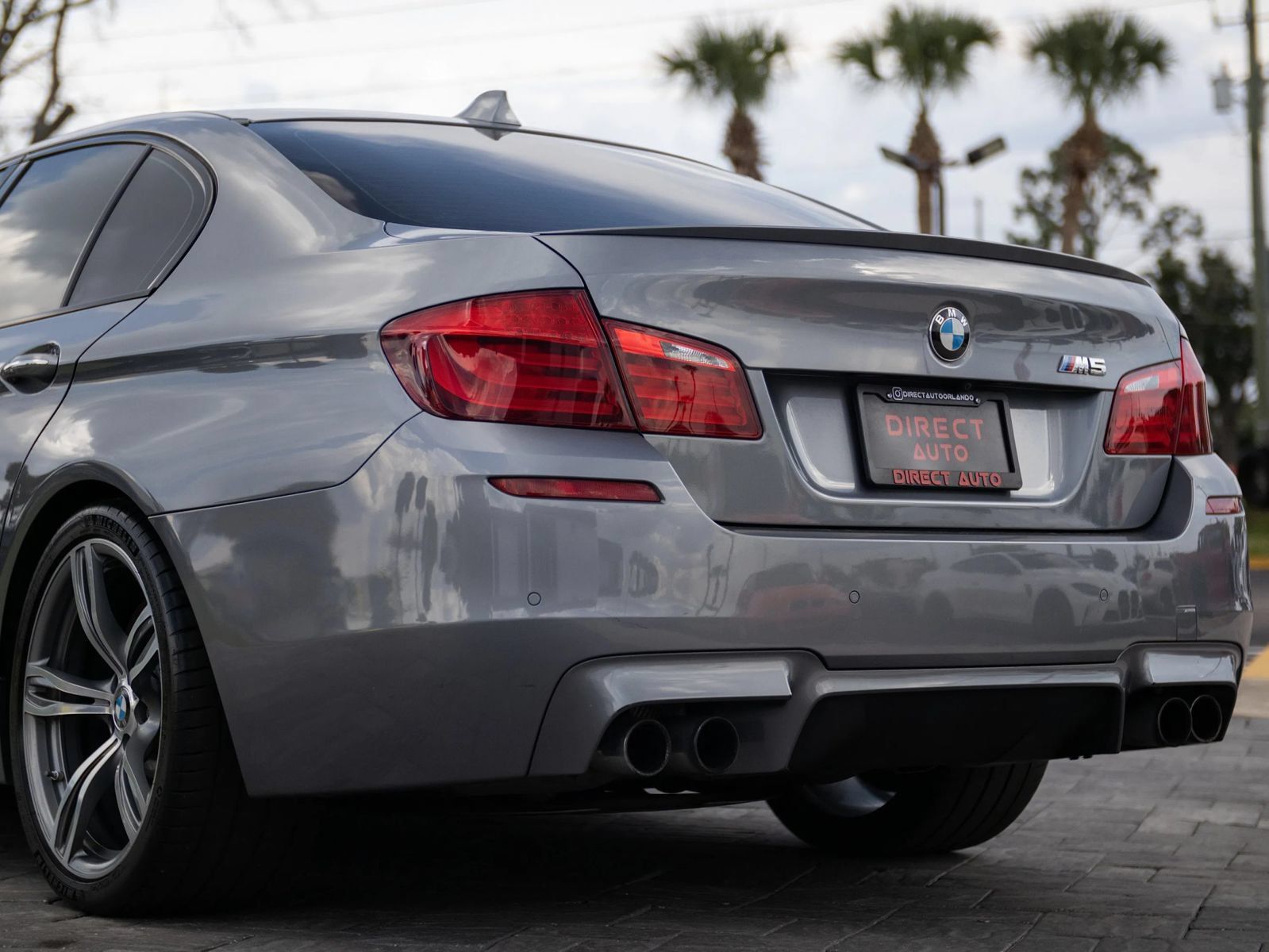 Used 2013 BMW M5 RWD image 10