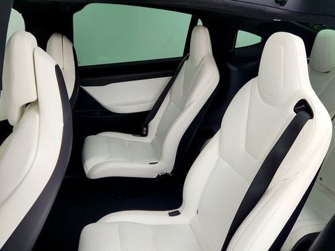 Used 2018 Tesla Model X P100D image 25