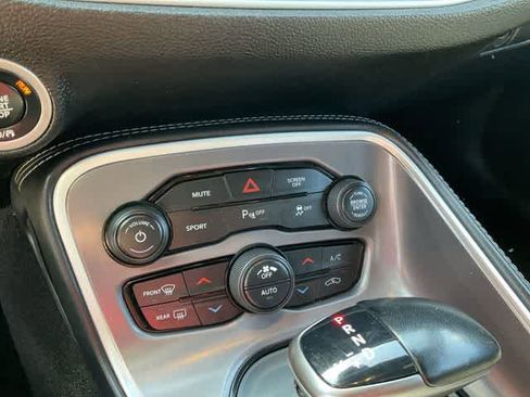 Used 2022 Dodge Challenger R/T image 23