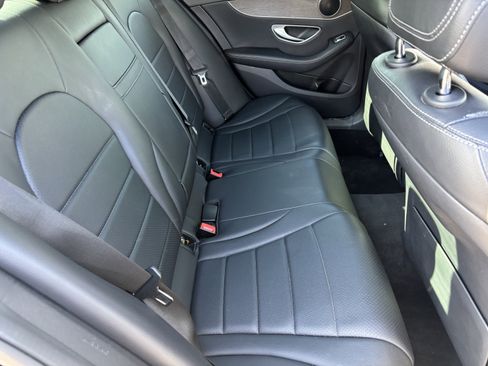 Used 2019 Mercedes-Benz C 300 Sedan image 13