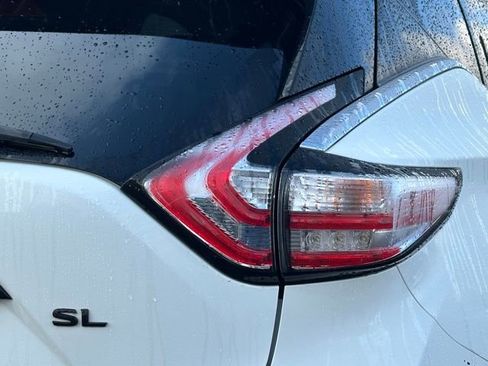 Used 2018 Nissan Murano SL w/ Midnight Edition Package FWD image 14