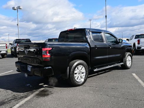 Used 2023 Nissan Frontier SV w/ Technology Package image 6